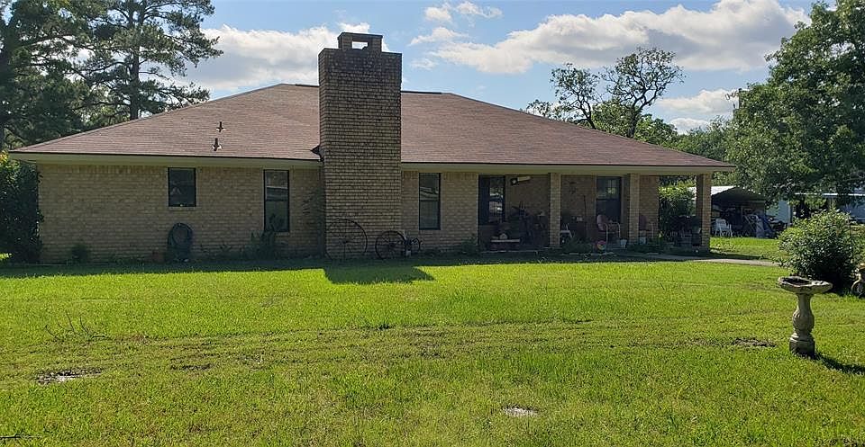 1st image of 310 Oakwood Dr