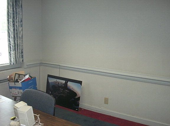 4th image of 115 N Church St