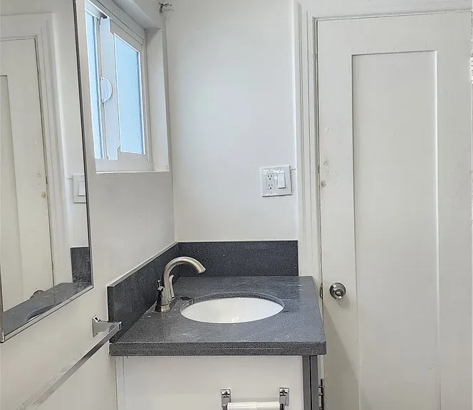 8331 Cottonwood Ave — Photo 11