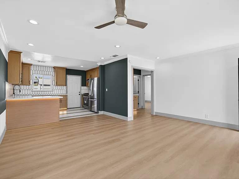 1243 E Almond Ave #1243 — Photo 6