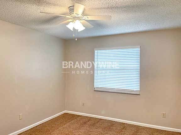 5th image of 9952 Somerset Grove Ln