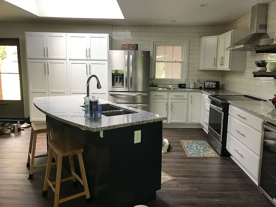 1st image of 951 Trout Dr