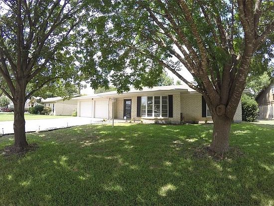 2nd image of 1241 Mesquite Trl