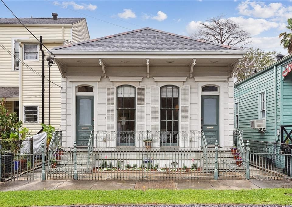 1st image of 3521-23 Annunciation St