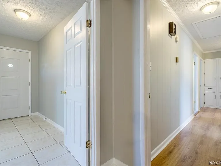 110 Diane Dr — Photo 22