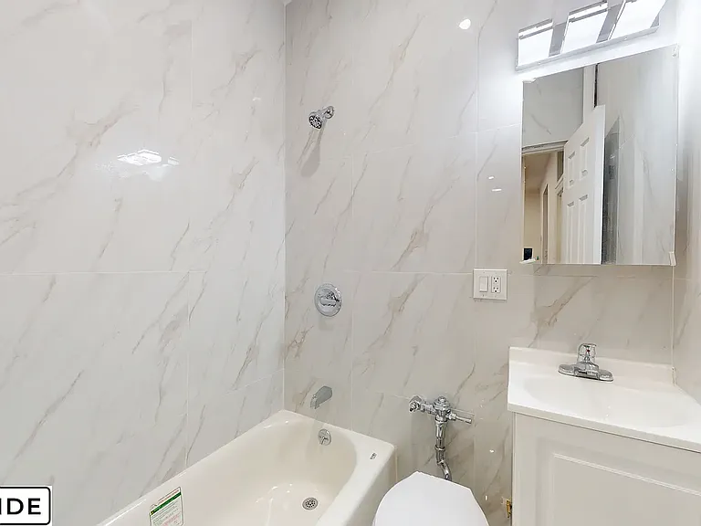 102 W 80th St #35B — Photo 4