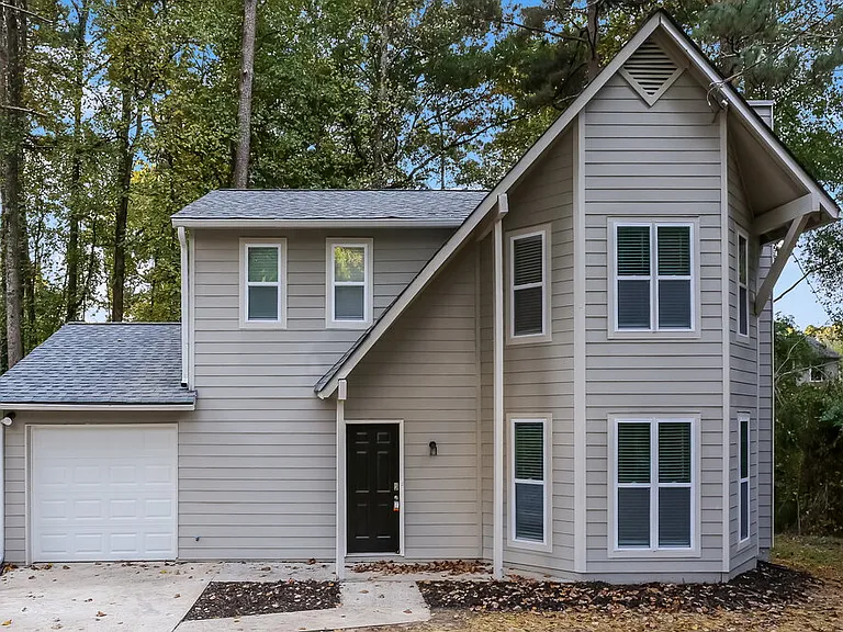 3730 Rhoanoke Ct — Photo 1