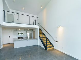 231 Main St APT 301, Farmingdale, NY 11735