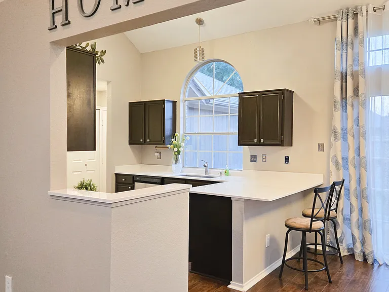 10300 Concord Dr — Photo 10