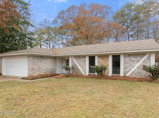 53 Willowbrook Ln, Brandon, MS 39042