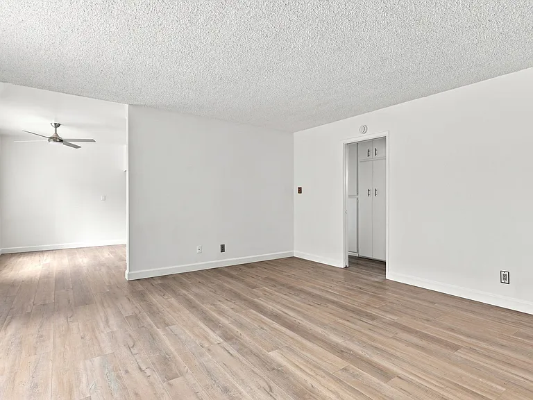 540-600 W Channel Islands Blvd #1 — Photo 8
