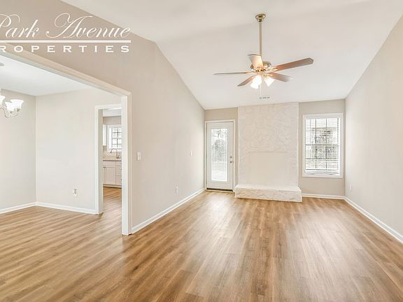 5th image of 2607 Dion Ave