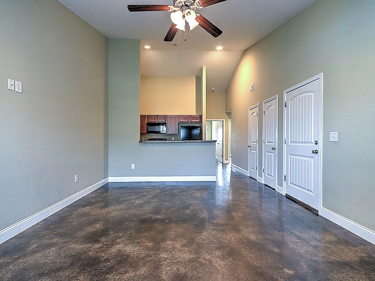 53 Sutter Pl — Photo 15