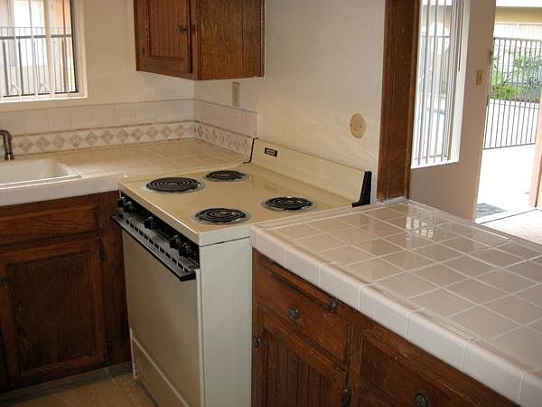 2nd image of 7302 Mesa College Dr APT 6