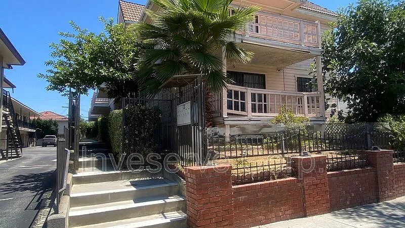 310 N Moore Ave #C