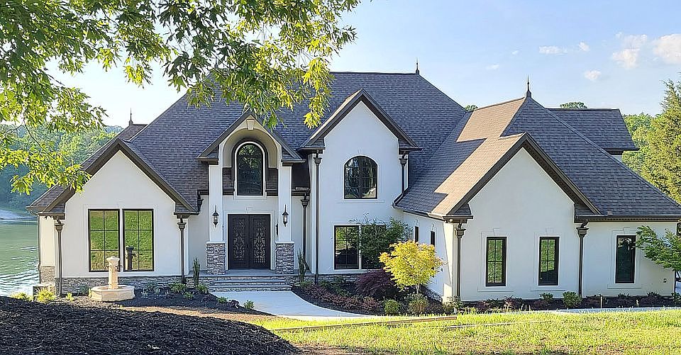 1st image of 106 Lake Crest Dr