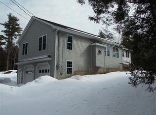 520 Royalston Rd, Phillipston, MA 01331
