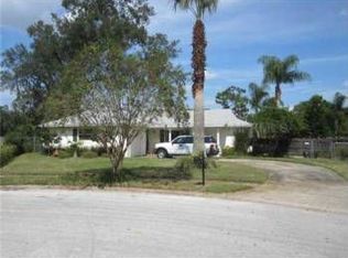 8411 Singapore Ct, Orlando, FL 32817