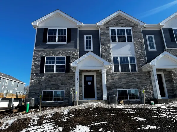 320 Foxglove Dr, Bartlett, IL 60103