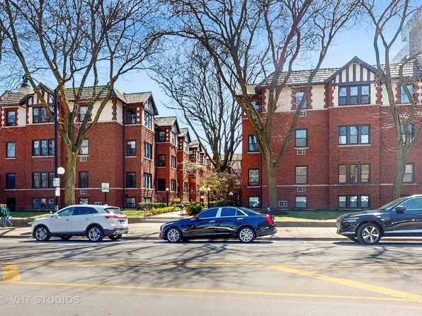 813 Lake St APT 1N, Oak Park, IL 60301