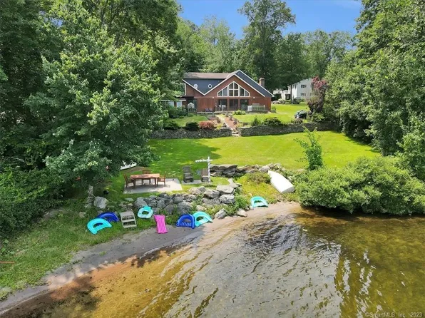 196 Juniper Drive, Coventry, CT 06238