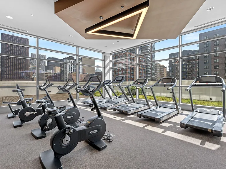 Fitness Center at The Elle Apartments in Chicago, IL 60605