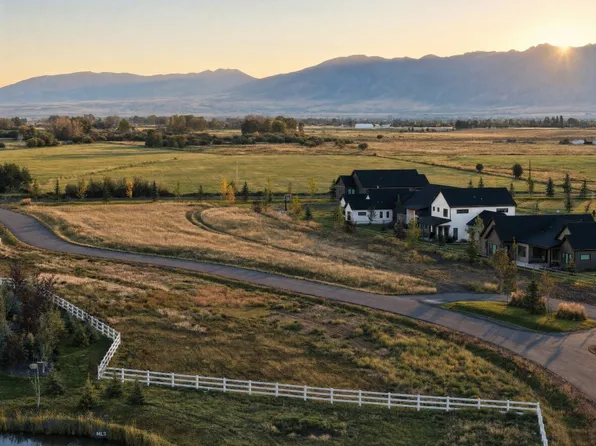 38 Creekbank Loop, Bozeman, MT 59718