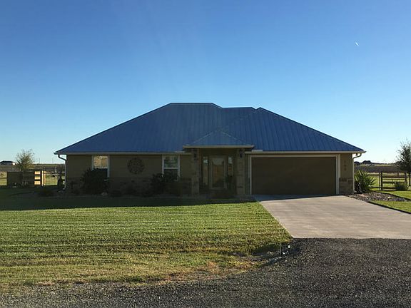 2nd image of 166 Anaqua Dr