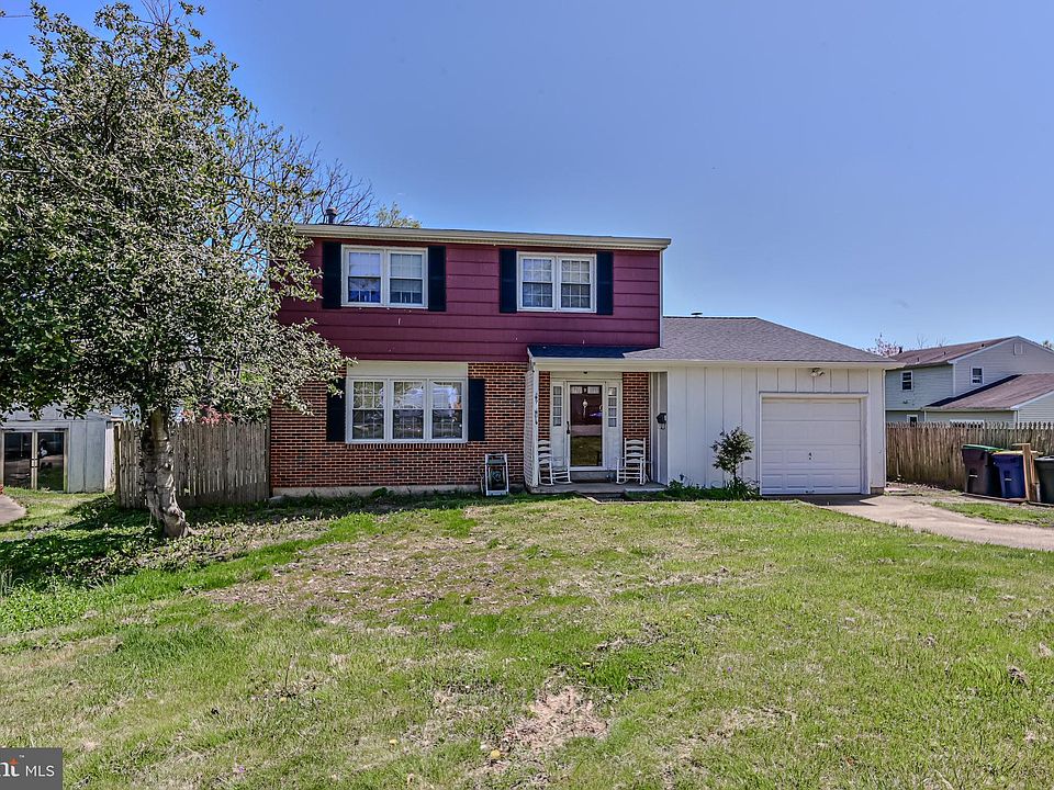 2nd image of 9 Weatherford Ct