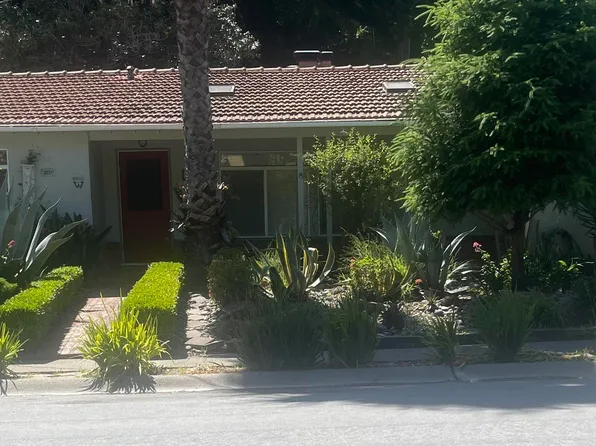 21655 Tanglewood Dr, Castro Valley, CA 94546