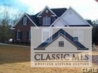 1050 S Harrowford Dr, Statham, GA 30666