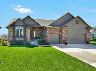 813 W Ledgestone St, Andover, KS 67002