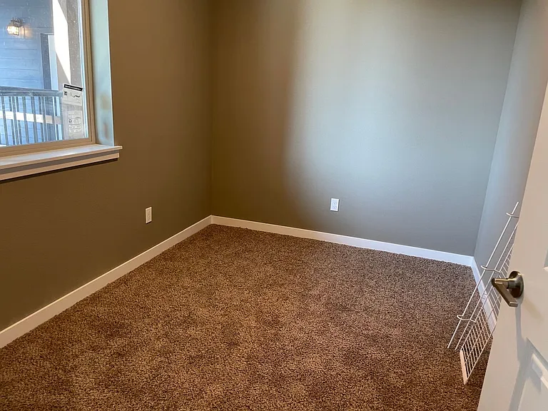 3613 Consolidation Ave — Photo 36