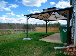 228 Ridgeview Ln, Mars Hill, NC 28754