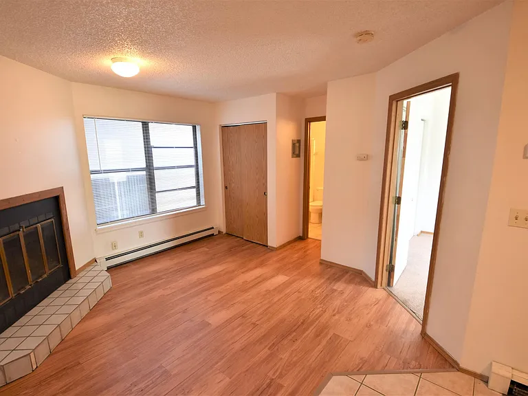 1125 Grandview Ave #4 — Photo 1