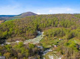 10141 Old Ashville Rd, Marshall, VA 20115