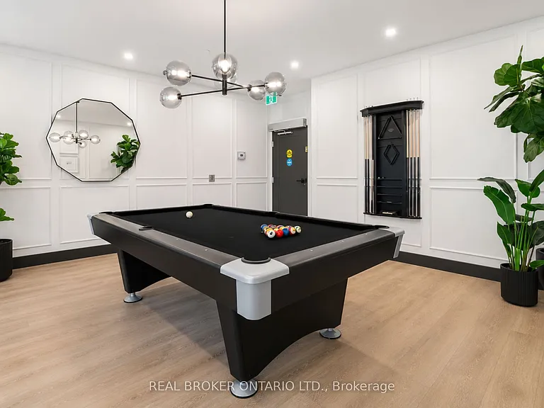 1882 Gordon St #410 — Photo 11