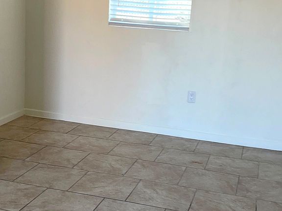 Dinning room/ living room