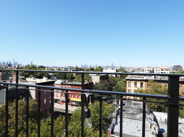 333 Tompkins Avenue image 3 of 33