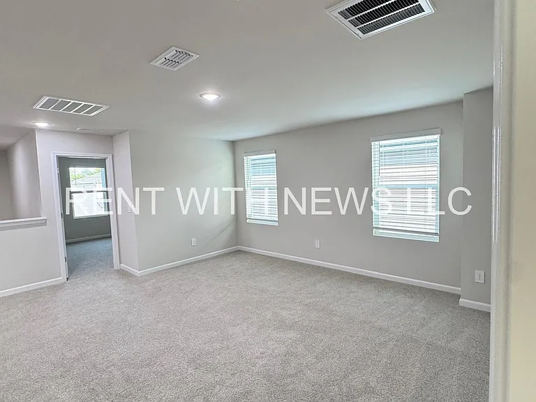 649 White Birch Ln — Photo 15