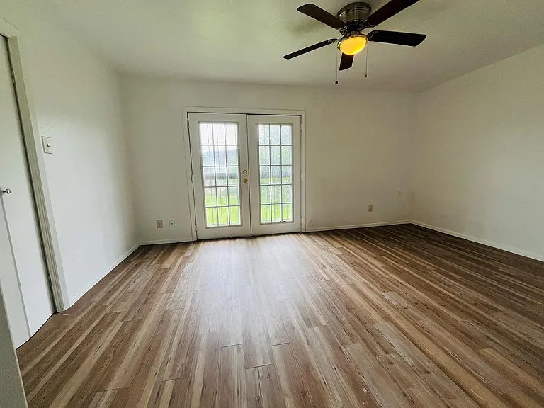 6981 Chasewood Dr — Photo 12
