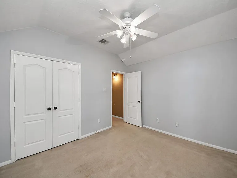 24822 Diamond Run Ct — Photo 13