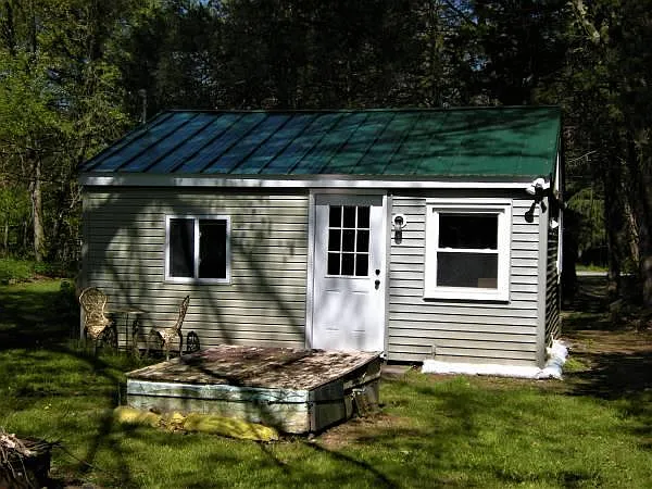 Studio, 440 sqft, $2,300 — Photo 2