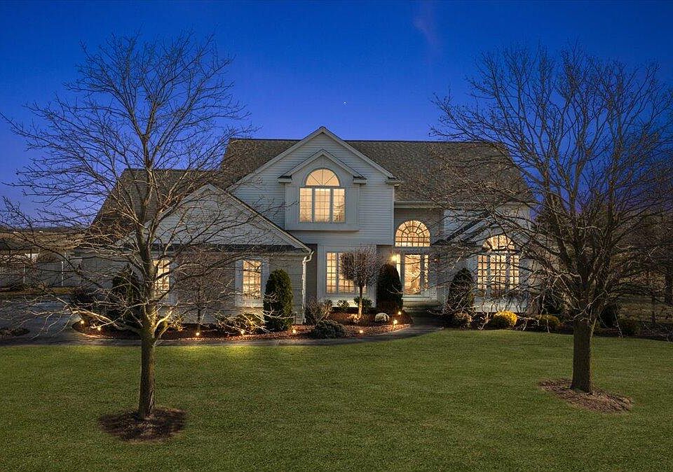 1st image of 1930 Petersburg Rd