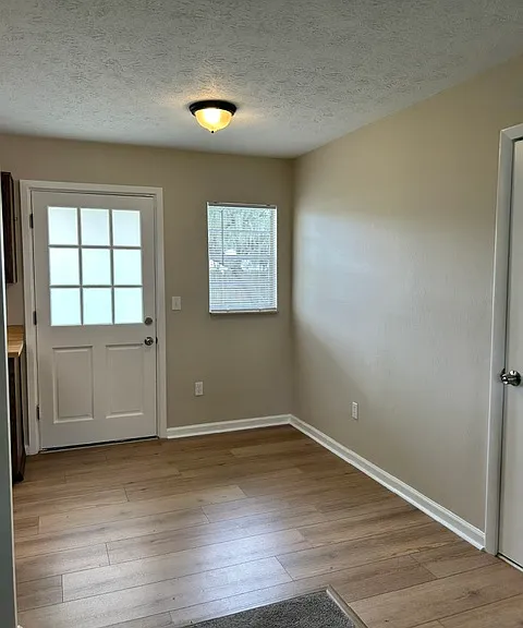 2750 Evergreen Dr — Photo 5