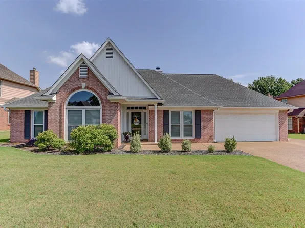 6812 Briarfield Ln, Bartlett, TN 38135