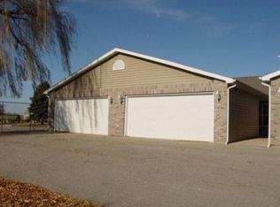 150 N Wooster St UNIT 10, Capron, IL 61012