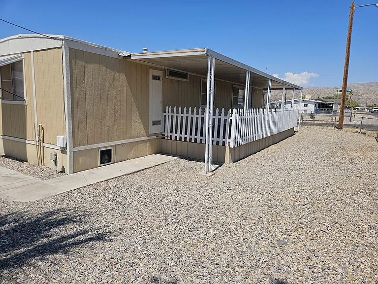 1900 Diamond Dr — Photo 17
