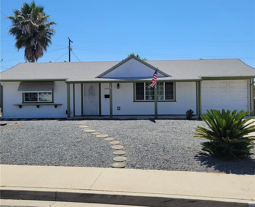 1st image of 29084 Desert Hills Rd
