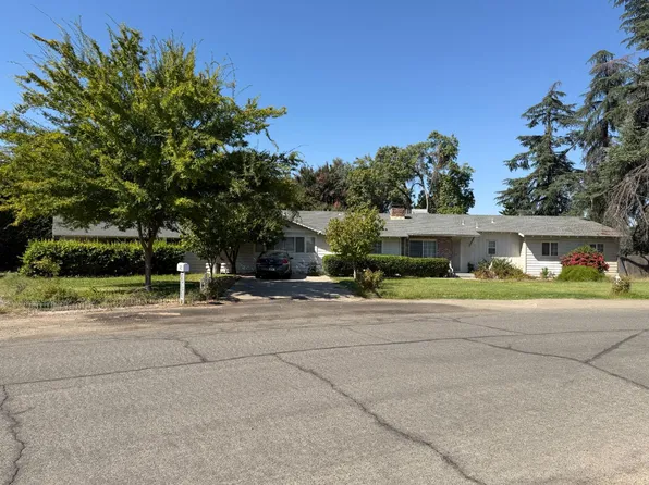 742 S Park Circle Dr, Fresno, CA 93727